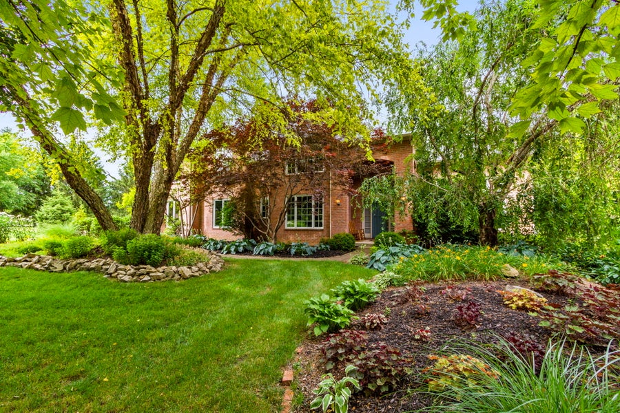 Property photo for 7043 Fox Hollow Ridge, Zionsville, IN