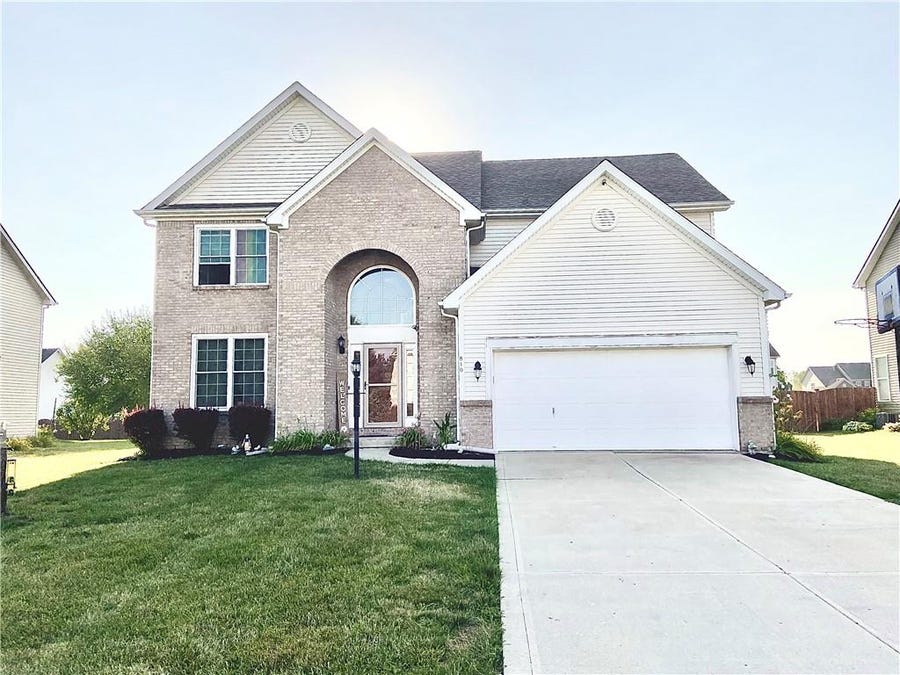 Brownsburg, IN Office & Realtors Carpenter Realtors, Inc.